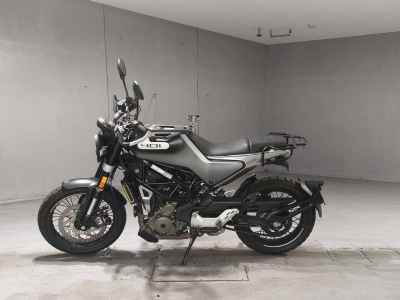 Husqvarna Svartpilen 401 2021