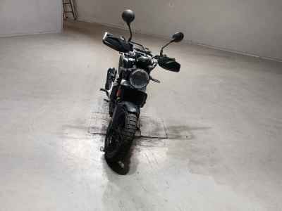 Husqvarna Svartpilen 401 2021