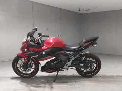 Suzuki GSX250R