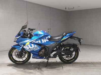 Suzuki Gixxer 250SF