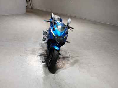 Suzuki Gixxer 250SF