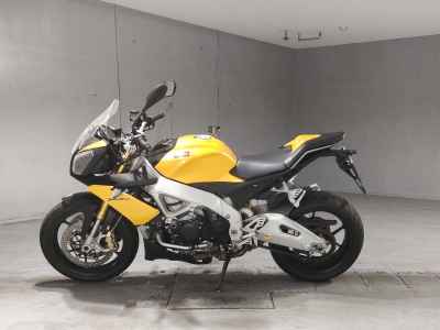 Aprilia Tuono V4 R APRC 2014