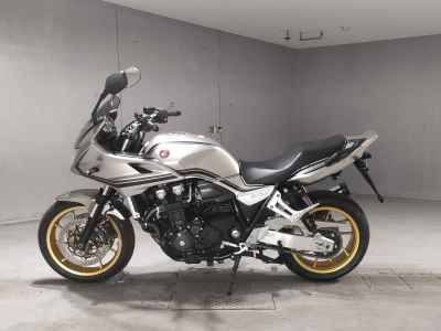 Honda CB1300 Super Boldor 2021