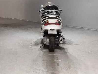 Suzuki Skywave 250S