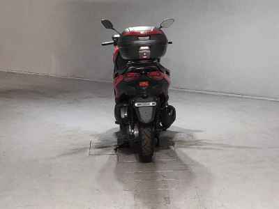 Yamaha XMAX 250 2024
