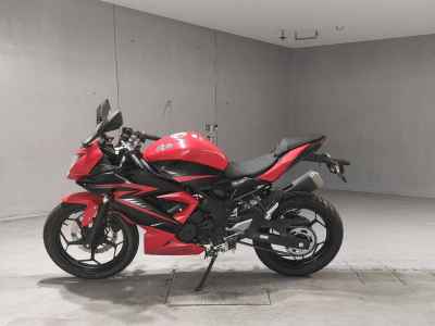 Kawasaki Ninja 250 2015