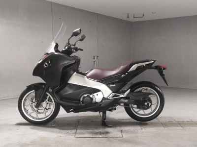Honda Integra 700 2014