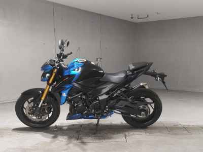 Suzuki GSX-S750 2017