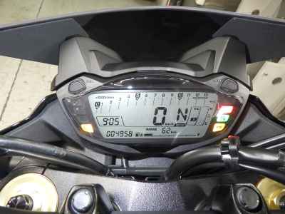 Suzuki GSX-S750 2021