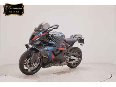 BMW M1000RR 2025