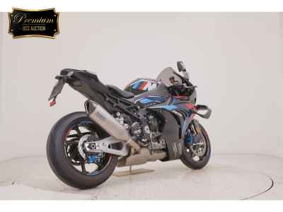 BMW M1000RR 2025