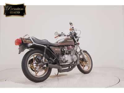 Suzuki GS750 2013