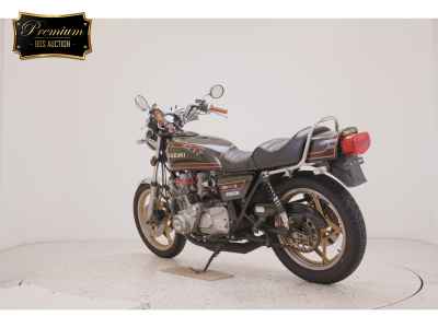 Suzuki GS750 2013