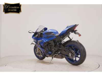 Yamaha YZF-R1 2025