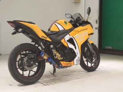 Yamaha YZF-R3 2015