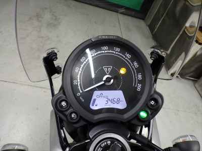 Triumph Street Twin 2021
