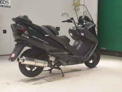 Suzuki Skywave 250S
