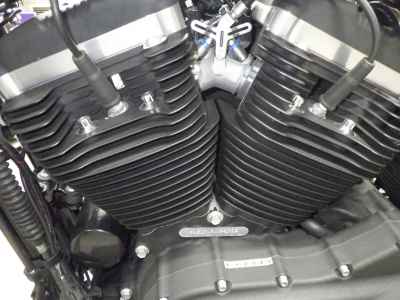 Harley-Davidson Sportster Iron XL883N 2015