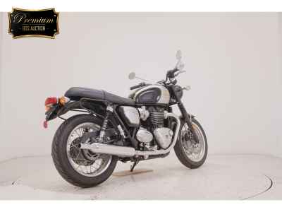 Triumph Bonneville T120 2025