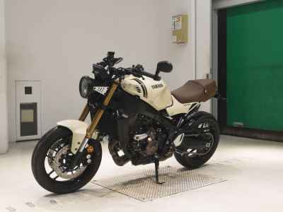 Yamaha XSR900 2025
