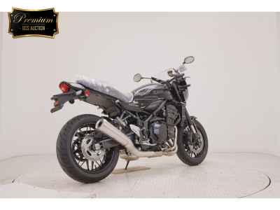 Kawasaki Z900RS Cafe 2026