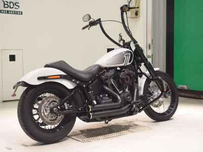 Harley-Davidson Street Bob FXBB1868 2021
