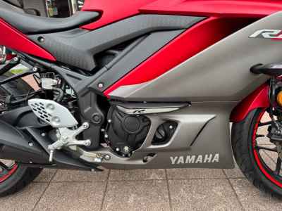 Yamaha YZF-R25 2019