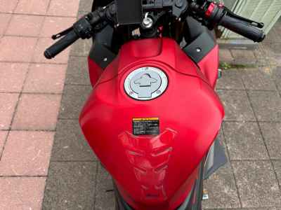Yamaha YZF-R25 2019