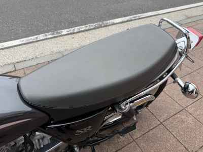 Yamaha SR400 2021