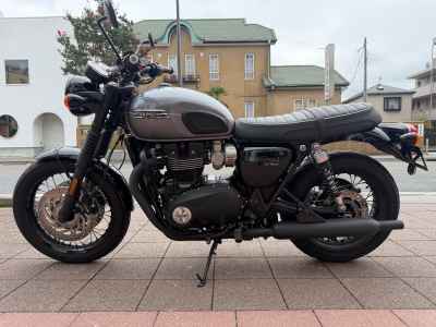 Triumph Bonneville T120B 2024