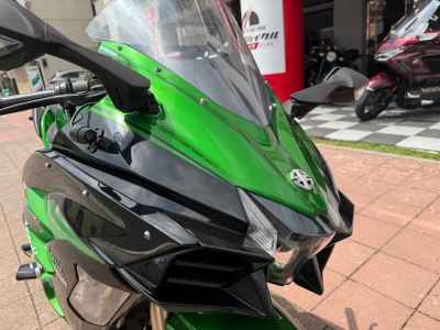 Kawasaki Ninja H2 SX SE 2018