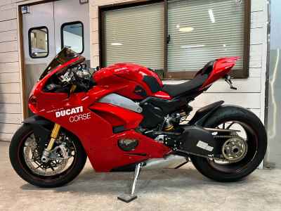Ducati Panigale V4S 2019