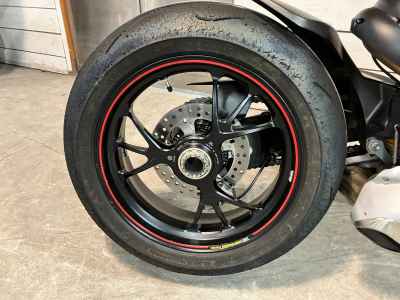 Ducati Panigale V4S 2019