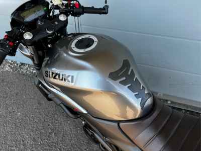 Suzuki SV650S 2021