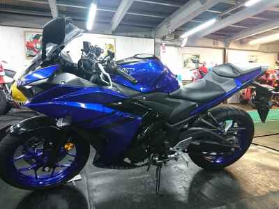 Yamaha YZF-R25 2018