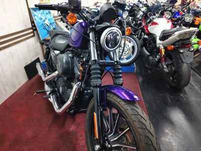 Harley-Davidson Sportster Iron XL883N 2014