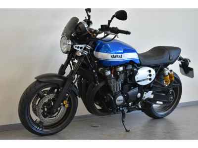 Yamaha XJR1300 2015