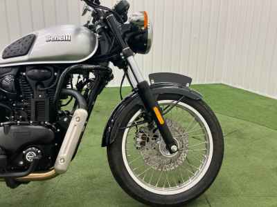 Benelli Imperiale 400 2022