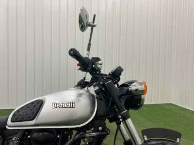 Benelli Imperiale 400 2022