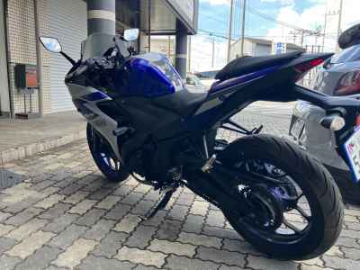 Yamaha YZF-R25 2015