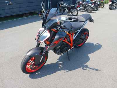 KTM 1290 Super Duke R 2017
