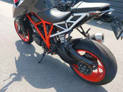 KTM 1290 Super Duke R 2017