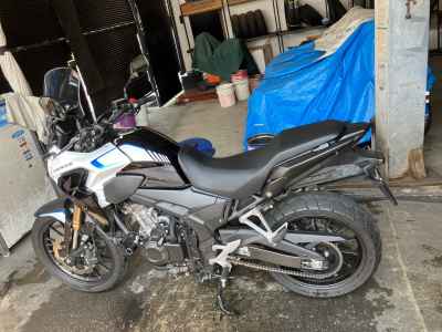 Honda CB400X 2023