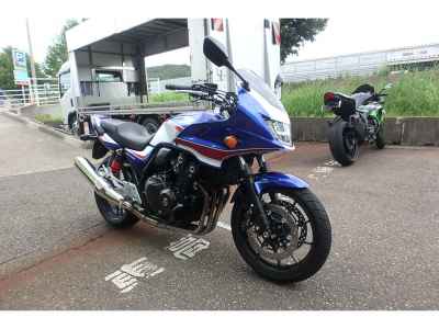 Honda CB400 Super Boldor 2020