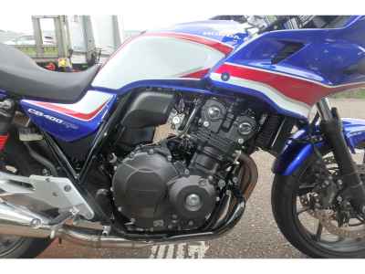 Honda CB400 Super Boldor 2020