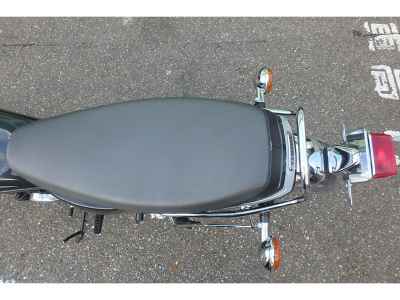 Yamaha SR400 2021