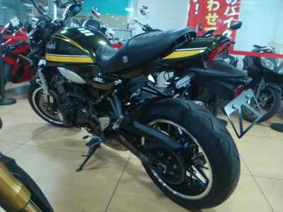 Kawasaki Z900RS 2021