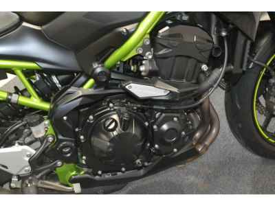 Kawasaki Z900 2021