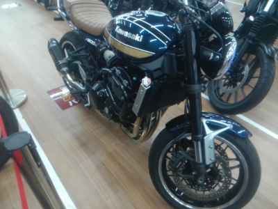 Kawasaki Z900RS 2021