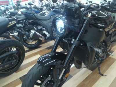 Yamaha XSR900 2023